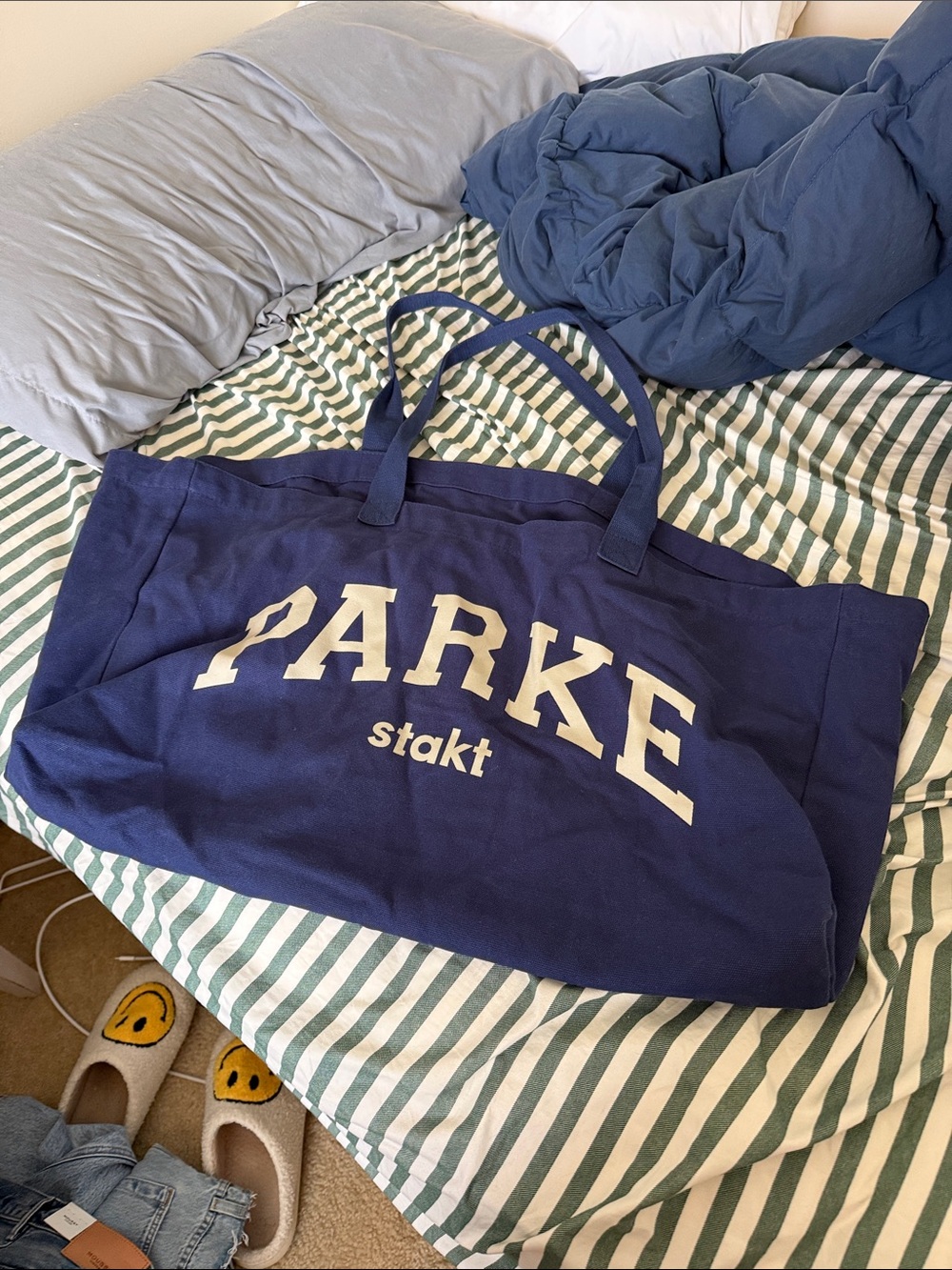 New without tags PARKE Stakt Navy Canvas Tote Bag